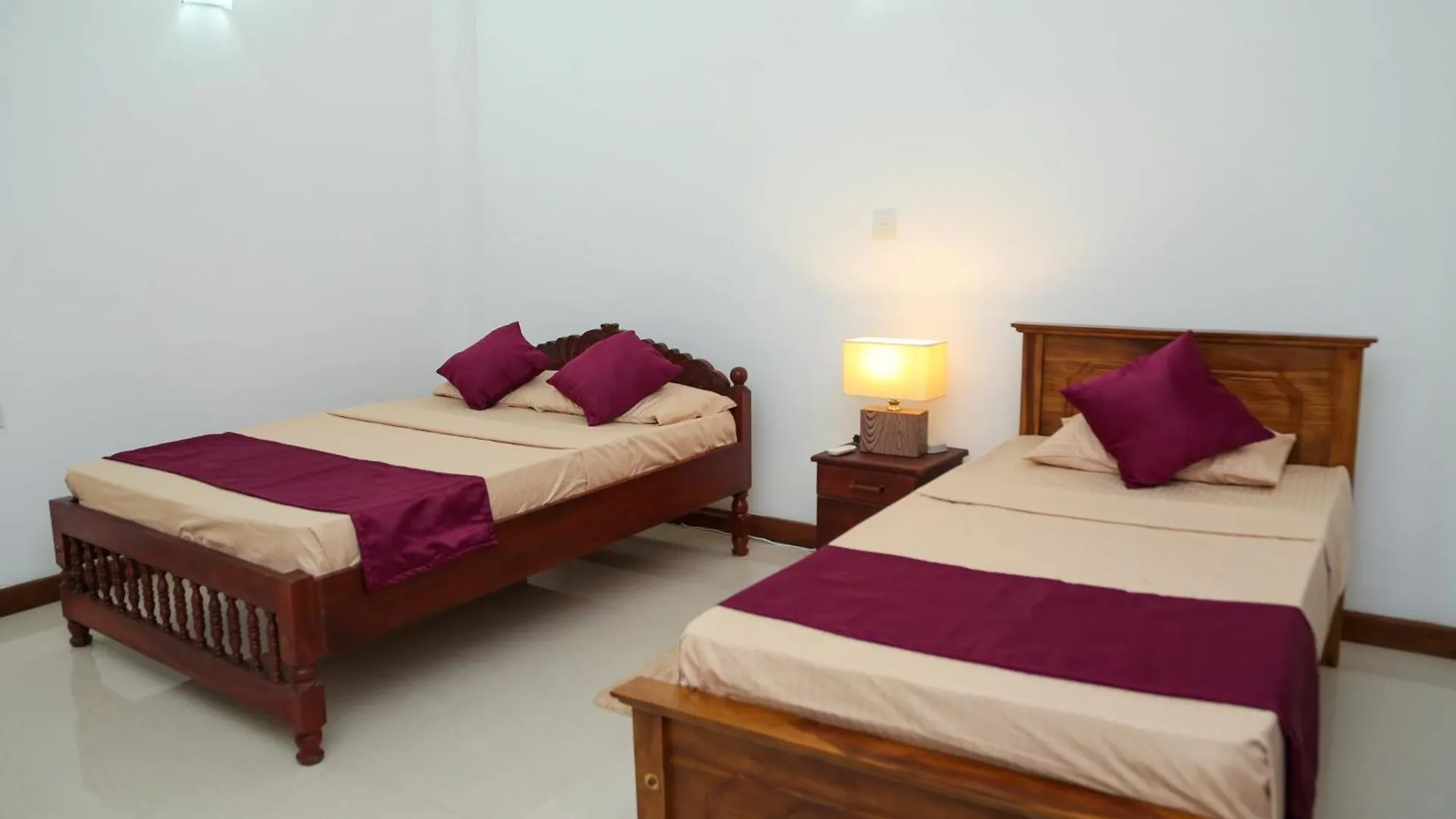 Apartment The Kandy Downtown Maroon House Katugastota