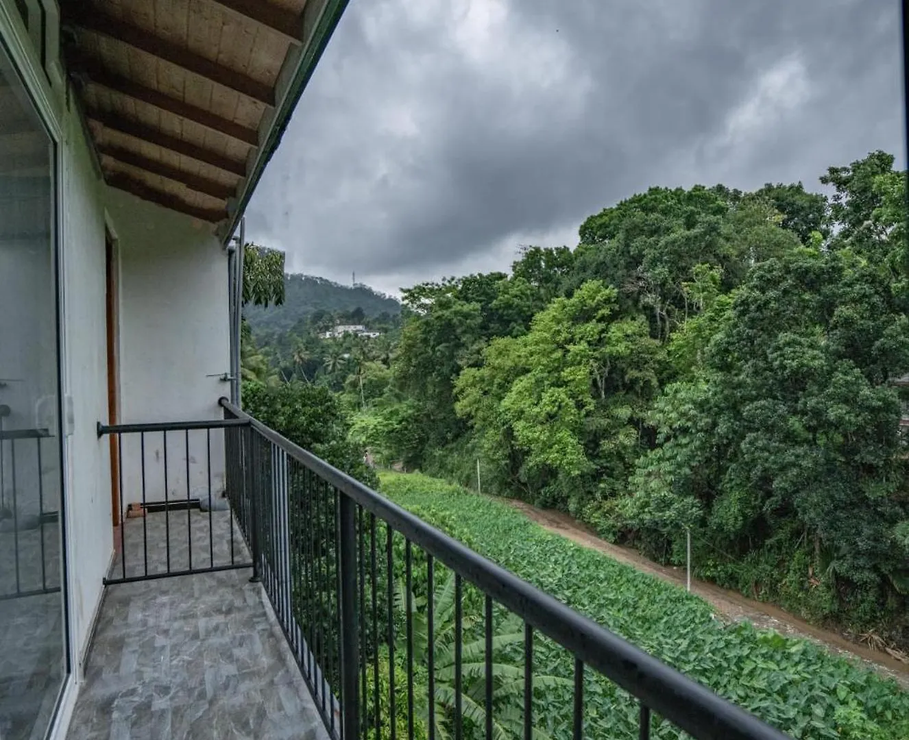 The Kandy Downtown Maroon House Katugastota